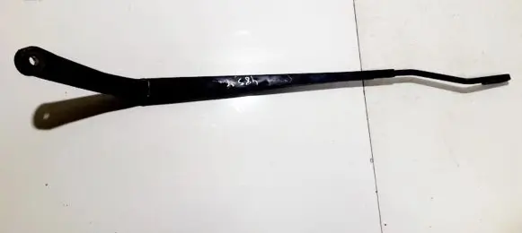 Nissan Almera Tino Front wiper blade arm 8446