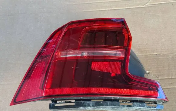 Rear/tail lights