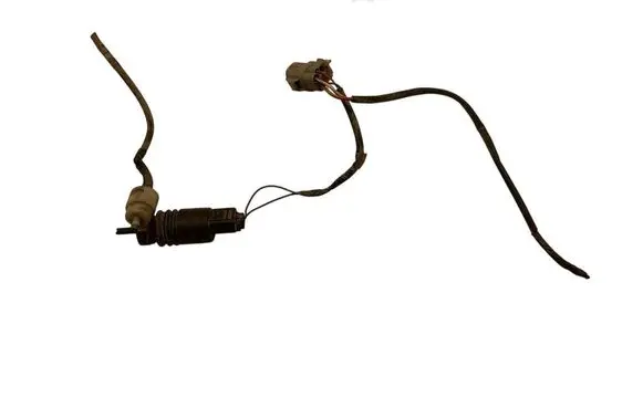 BMW 3 E36 Windscreen/windshield washer pump 8364516 11139