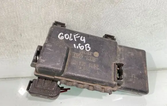 Volkswagen Golf IV Fuse module 1j0937549c