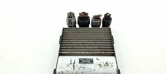 Toyota Avensis T270 Fuel injection control unit/module 8987120080 1310001562
