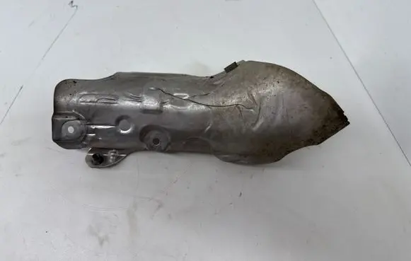 BMW 5 F10 F11 Exhaust heat shield 7577002