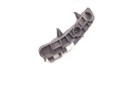 Toyota Avensis T270 Rear bumper mounting bracket 52577-05020