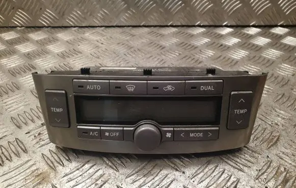 Toyota Avensis T250 Climate control unit MB1465704433 5590005270