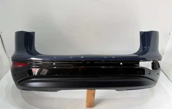 Audi Q6 e-tron Rear bumper 