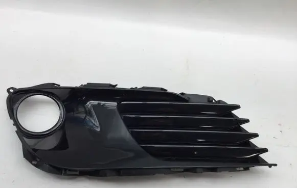 Toyota Auris E180 Front fog light trim/grill 8148202570
