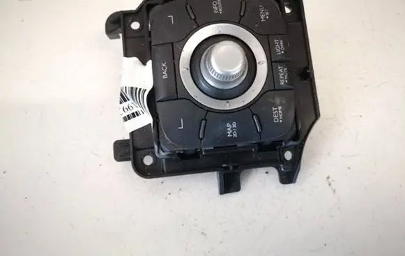 Multifunctional control switch/knob