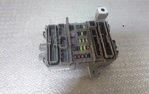 Honda Accord Fuse module TL0S113EJ