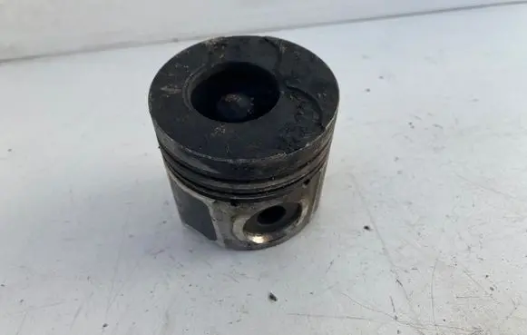 Renault Scenic I Piston 080279