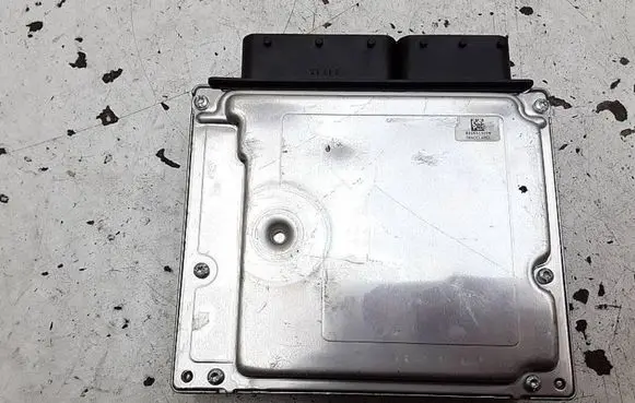 BMW 1 E81 E87 Engine control unit/module 7823422 0281014573