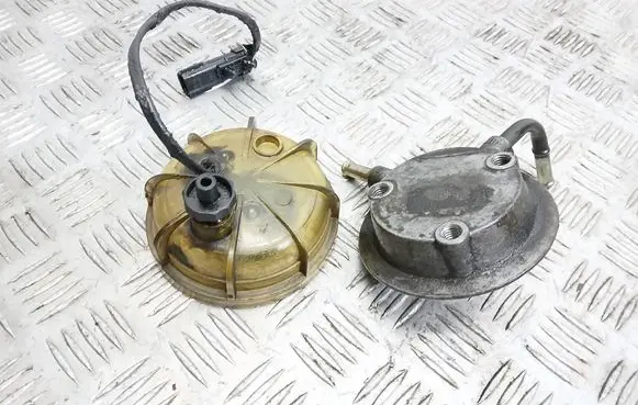 Chrysler Voyager Fuel filter bracket/mount holder 