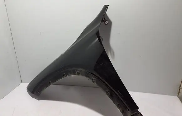 Mercedes-Benz EQB Fender A2438810100