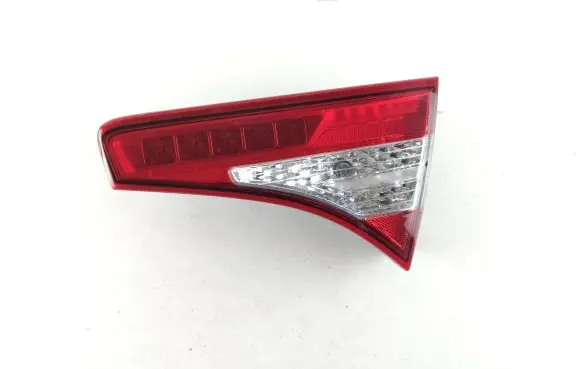 KIA Optima Tailgate rear/tail lights 924042T1