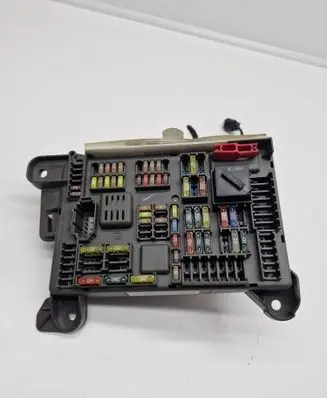 BMW X5 E70 Fuse module 61146931687 6931687 6114693168704