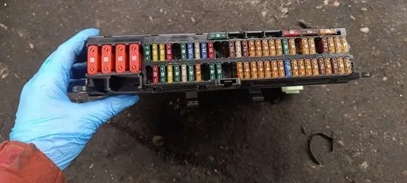 BMW X5 E53 Fuse module 8384527