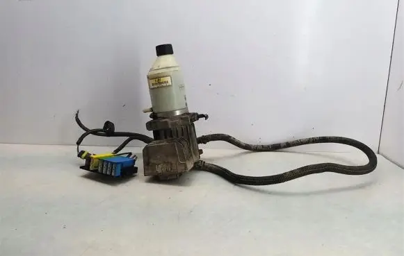 Opel Astra L Power steering pump