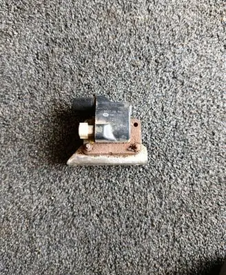 Mazda 323 F High voltage ignition coil B6S718100