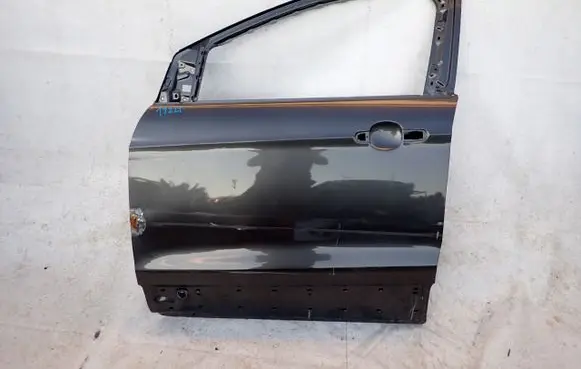 Ford Kuga II Front door
