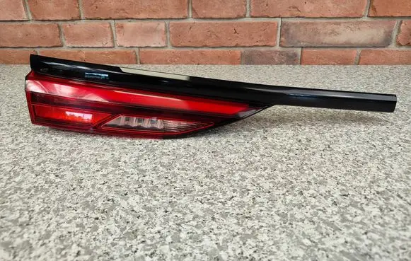 BMW 2 F44 Tailgate rear/tail lights 7465469