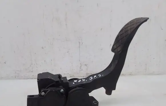 Volkswagen Fox Accelerator throttle pedal 0281002378