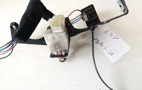 BMW 5 E39 Brake pedal sensor switch 110187
