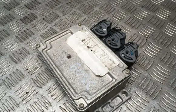 Citroen C4 I Engine control unit/module 16631054 9653979480 16735054