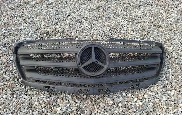 Mercedes-Benz Sprinter W906 Front grill 9068880523