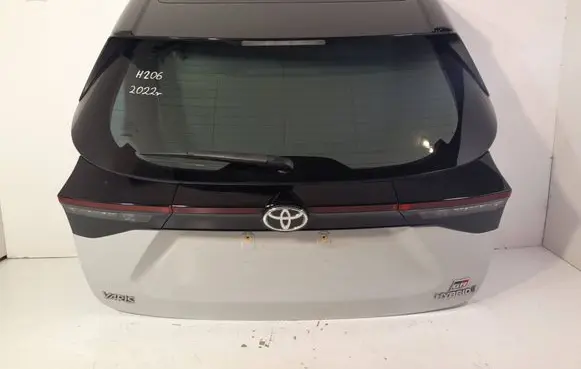Toyota Yaris Cross Tailgate/trunk/boot lid 