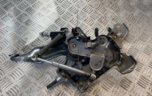 KIA Carens II Handbrake/parking brake lever assembly
