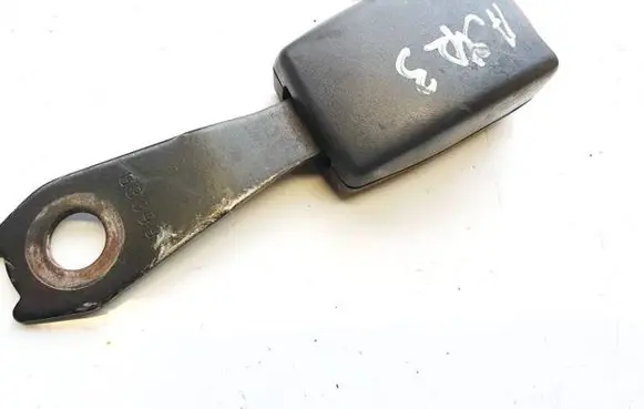 Mitsubishi Pajero Sport I Front seatbelt buckle g3399