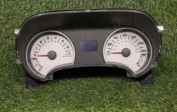 Speedometer (instrument cluster)