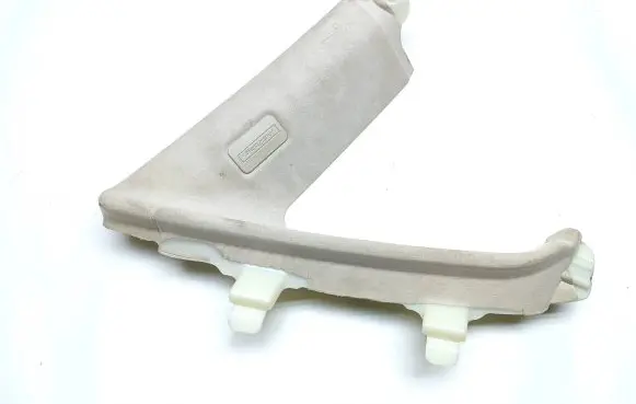Maserati Levante (C) pillar trim 6700621950