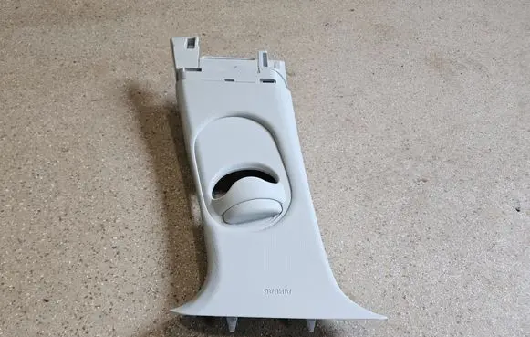 Hyundai Ioniq 5 (B) pillar trim (top) 85833GI000