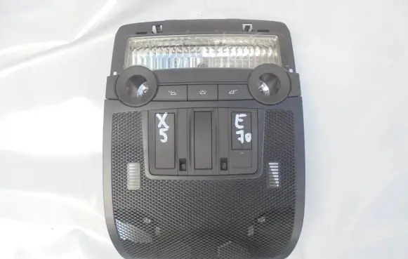 BMW X5 E70 Front seat light