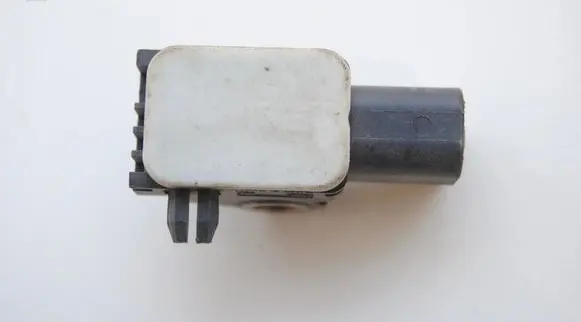 Volvo V70 Airbag deployment crash/impact sensor 31264395