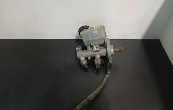 Volvo S60 Master brake cylinder 8646006