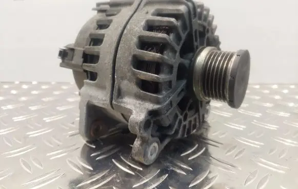 Audi A6 S6 C7 4G Generator/alternator 04L903017C