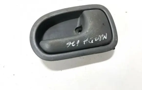 Mazda 626 Rear door interior handle dh22i