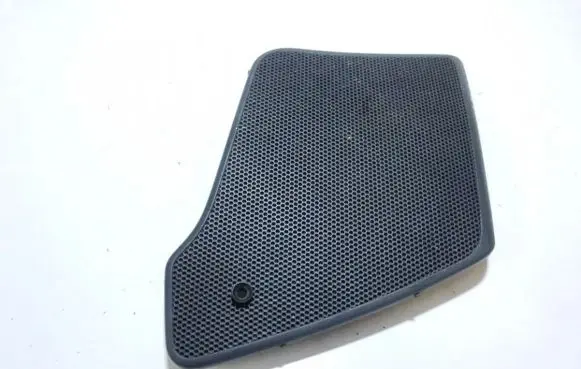 Side speaker trim/cover