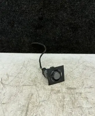 BMW 5 E60 E61 Parking PDC sensor 9127799