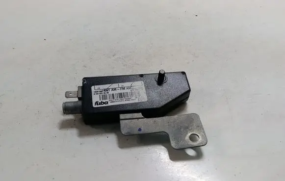 Mercedes-Benz ML W163 Aerial antenna amplifier 1638200089