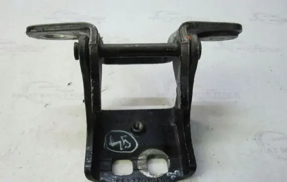 Chrysler 300 - 300C Rear door lower hinge 85574F