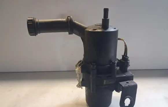 Citroen C4 I Power steering pump