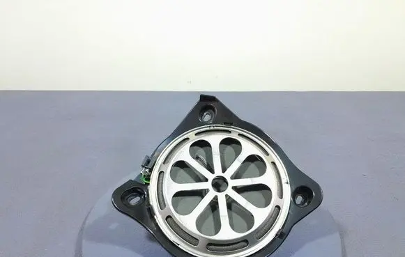 Mercedes-Benz GLC X253 C253 Subwoofer speaker A2058201500