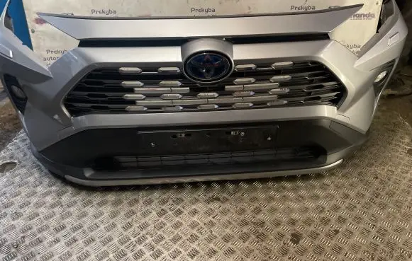 Toyota RAV 4 (XA50) Front bumper