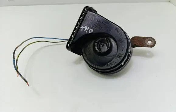 Mercedes-Benz E W211 Horn signal A046522