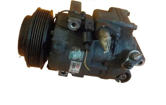 Hyundai Santa Fe Air conditioning (A/C) compressor (pump) F500MA9AA05