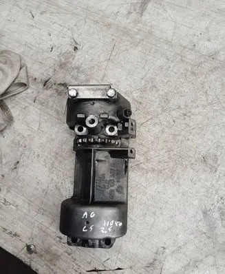 Audi A6 S6 C5 4B Oil pump 059103337B
