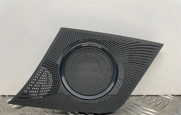 Side speaker trim/cover