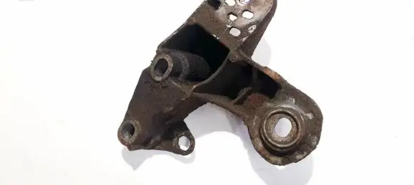 Skoda Superb B5 (3U) Engine mounting bracket 4e0199351